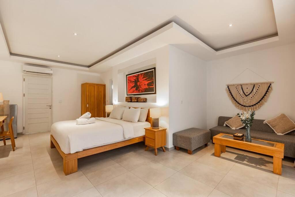Apartemen Stylish 1 Bd Pvt W Shared Kitchen And Pool *