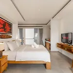 Stylish 1 Bd Pvt Apartment W Shared Kitchen And Pool