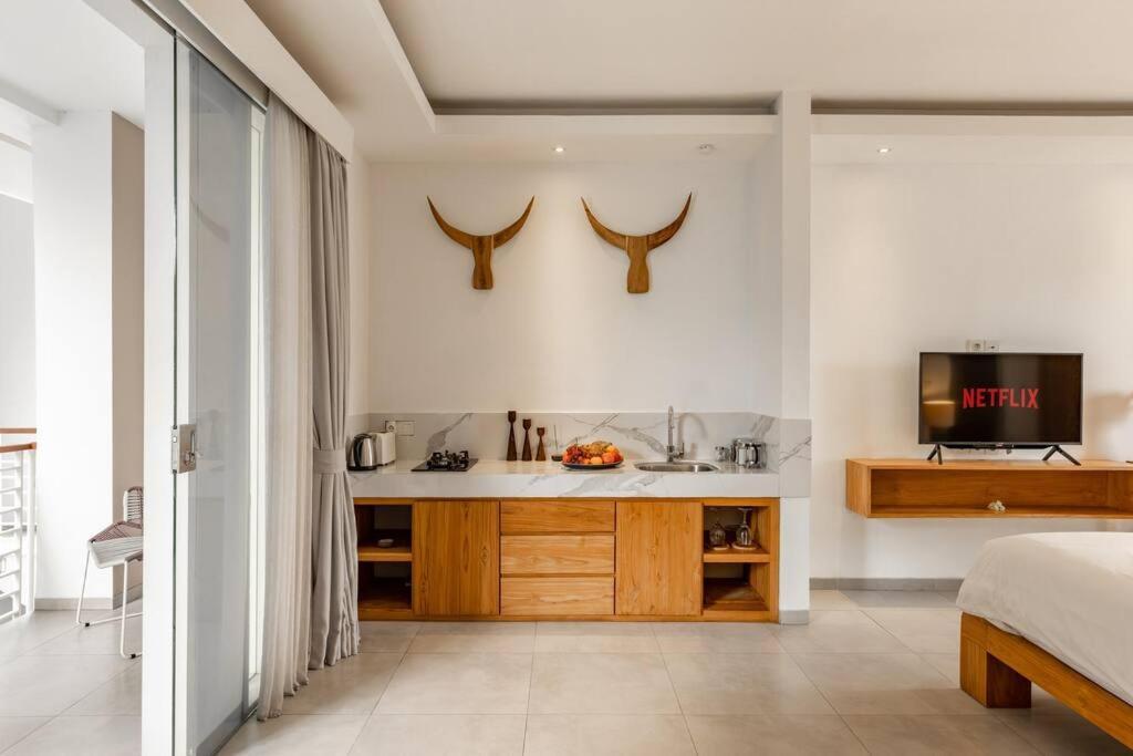 Stylish 1 Bd Pvt W Shared Kitchen And Pool Seminyak (Bali)