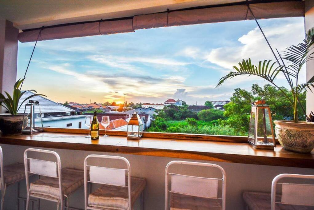 Stylish 1 Bd Pvt W Shared Kitchen And Pool Apartemen